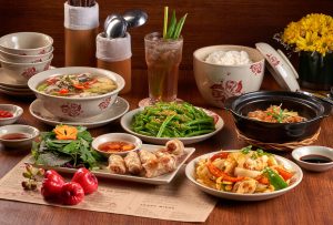 Mâm cơm Việt Nam