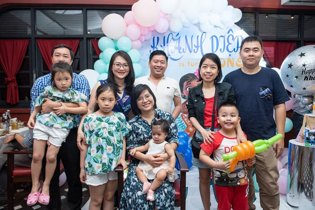 Khách hàng tổ chức tiệc thôi nôi tại Maison Mận-Đỏ
