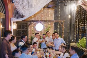Đặt tiệc cưới tại nhà hàng