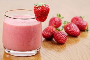 uống sinh tố dâu có tác dụng gì