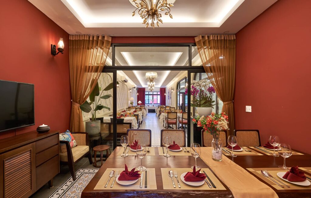 Nhà hàng ăn tối yên tĩnh ở sài gòn