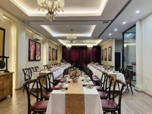 nhà hàng tổ chức tiệc cho ngân hàng