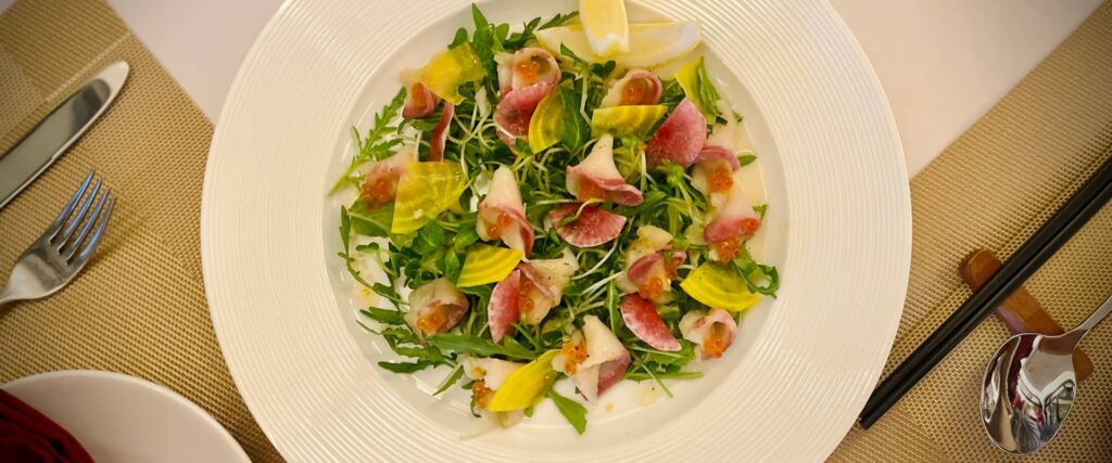 nhà hàng có món salad ngon và sạch